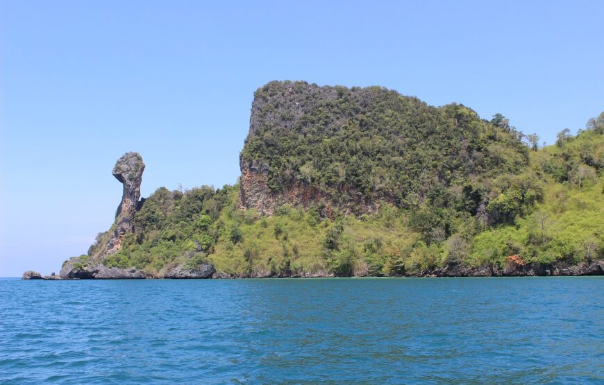 Railay Beach & Poda Islands Speedboat Tour