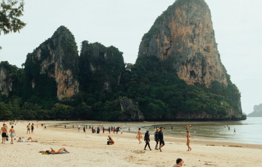 Railay Beach & Poda Islands Speedboat Tour