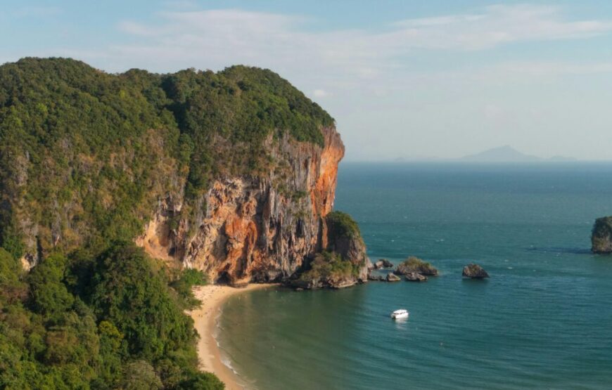 Railay Beach & Poda Islands Speedboat Tour