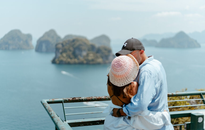 Výlet na drevenej lodi na 4 ostrovy Koh Hong so šnorchlovaním pre dve osoby